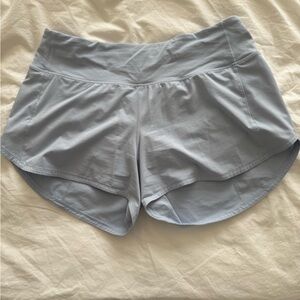 Lululemon SPEED UP MID-RISE SHORT 4" in blue size 8